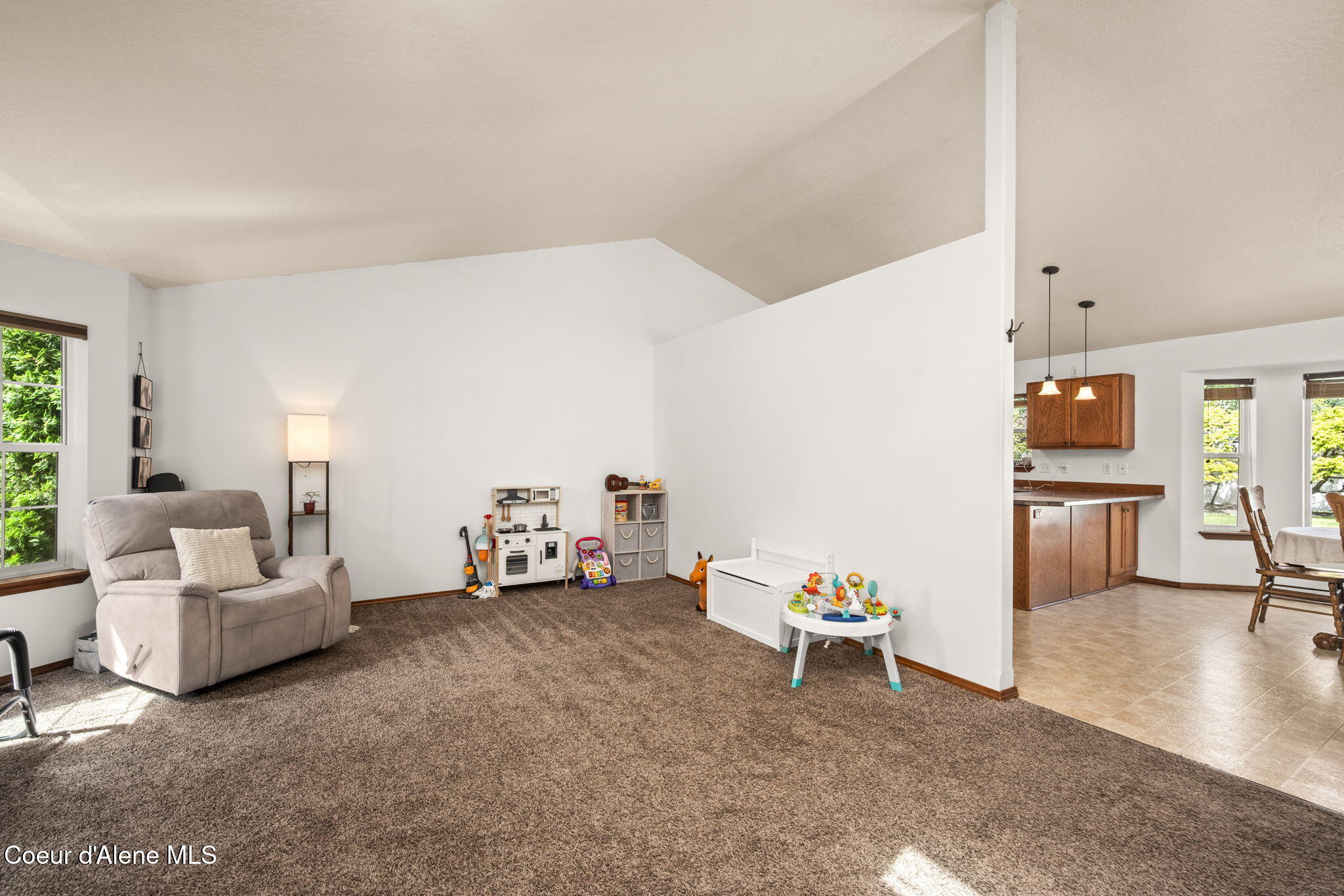 2473 North Bunchgrass Drive Post Falls, ID 83854 - Photo 2 of 29 Living Area