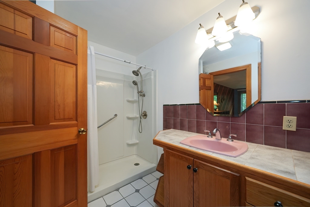 51 Manitoba Road Mashpee, MA 02649 - Photo 18 of 29