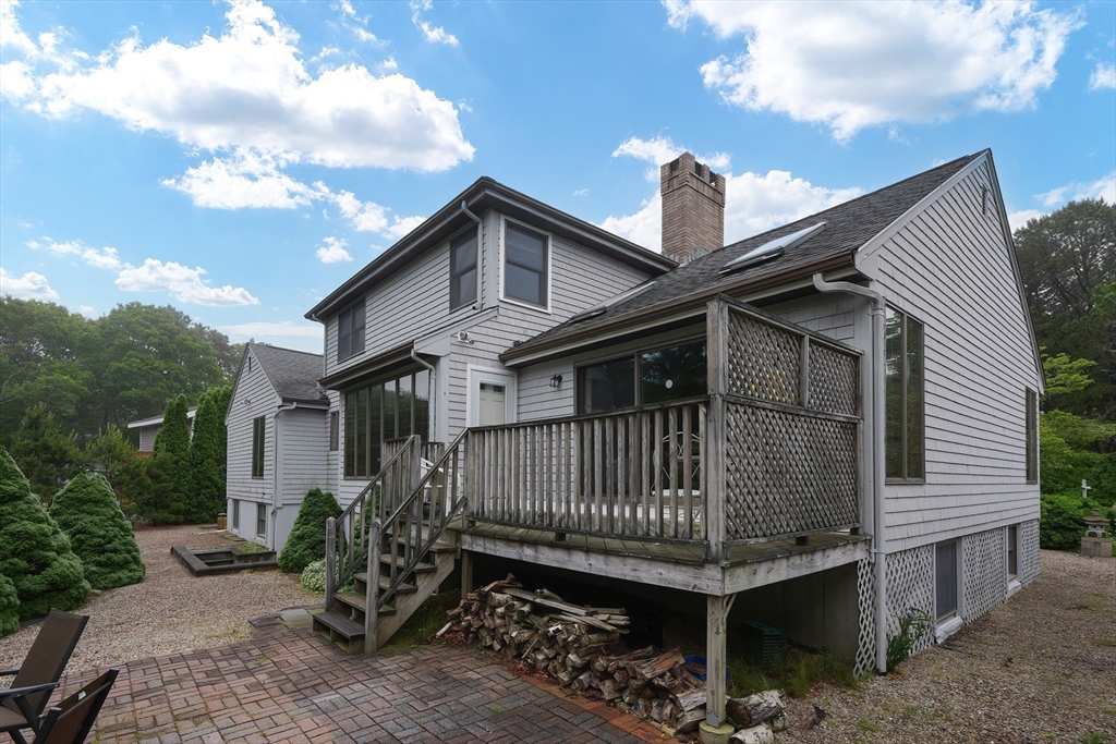 51 Manitoba Road Mashpee, MA 02649 - Photo 26 of 29