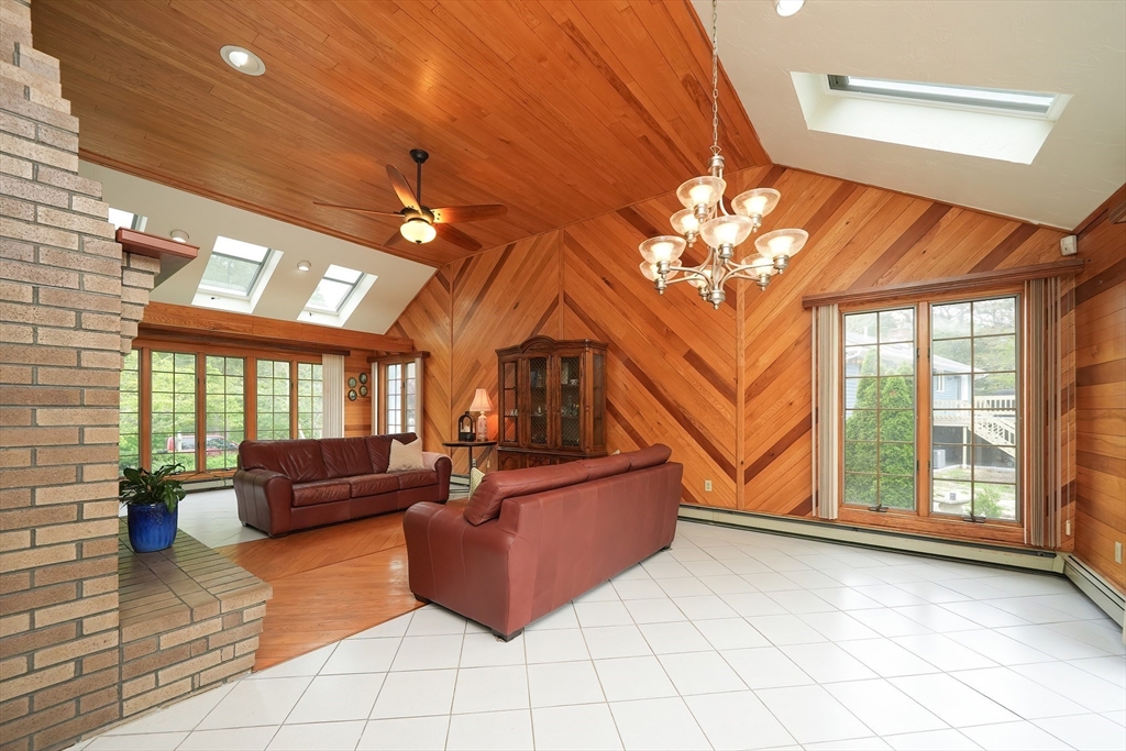 51 Manitoba Road Mashpee, MA 02649 - Photo 6 of 29