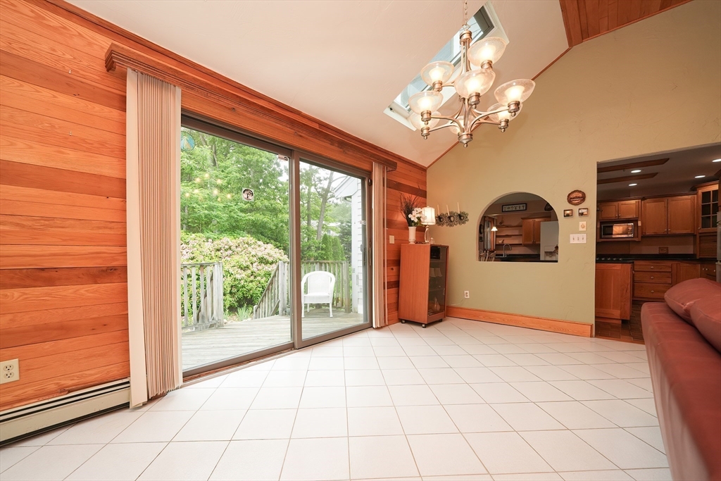 51 Manitoba Road Mashpee, MA 02649 - Photo 8 of 29