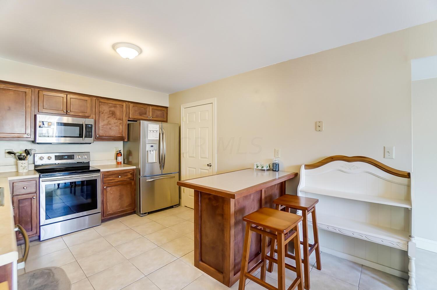 2687 West Case Road Columbus, OH 43235 - Photo 12 of 42 50031748-012_web