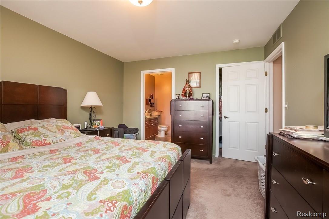 3552 Tremonte Circle, Unit 132 Rochester, MI 48306 - Photo 10 of 23 tremonte14.jpg