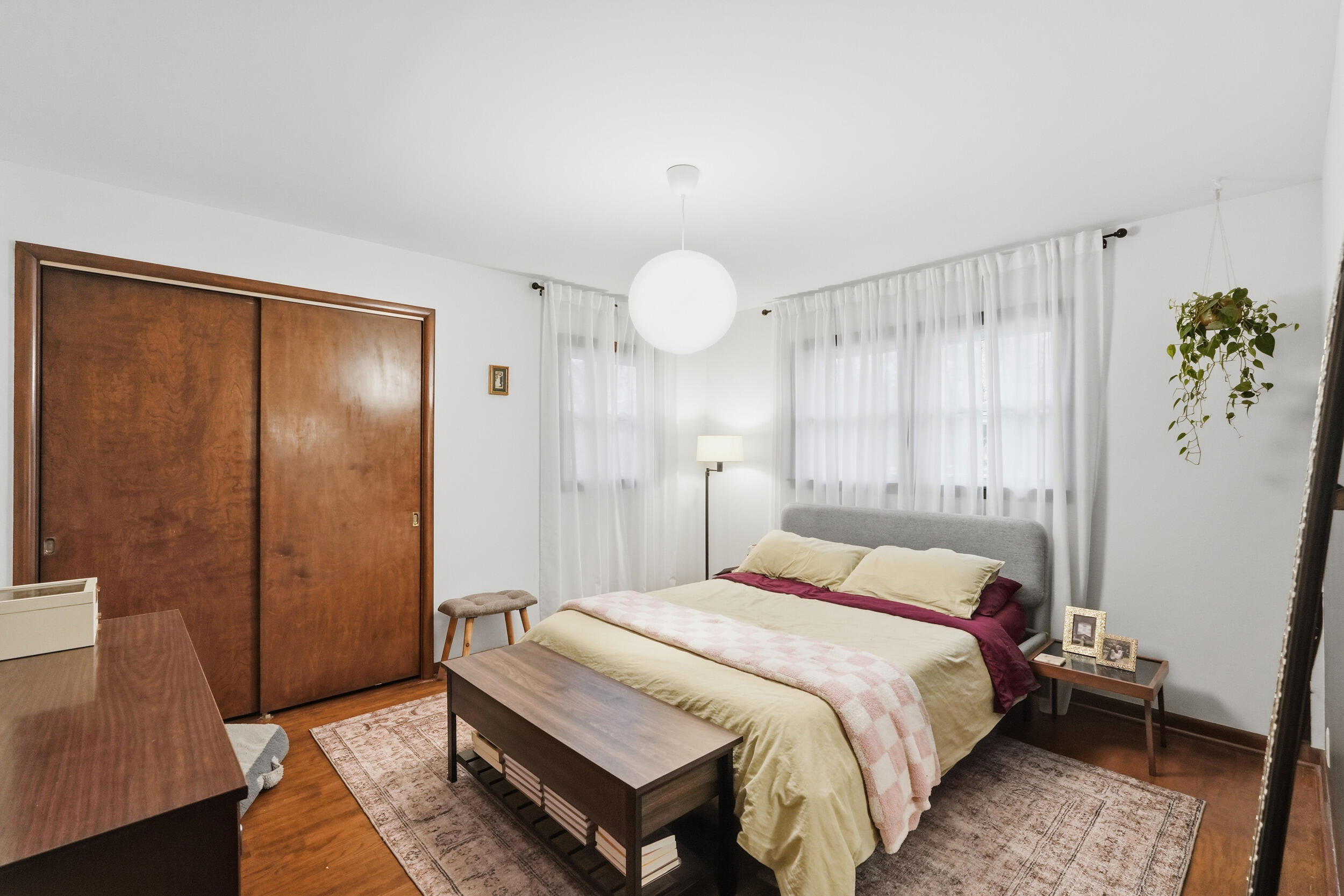 249 Briar Lane Munster, IN 46321 - Photo 11 of 17 2500x1666