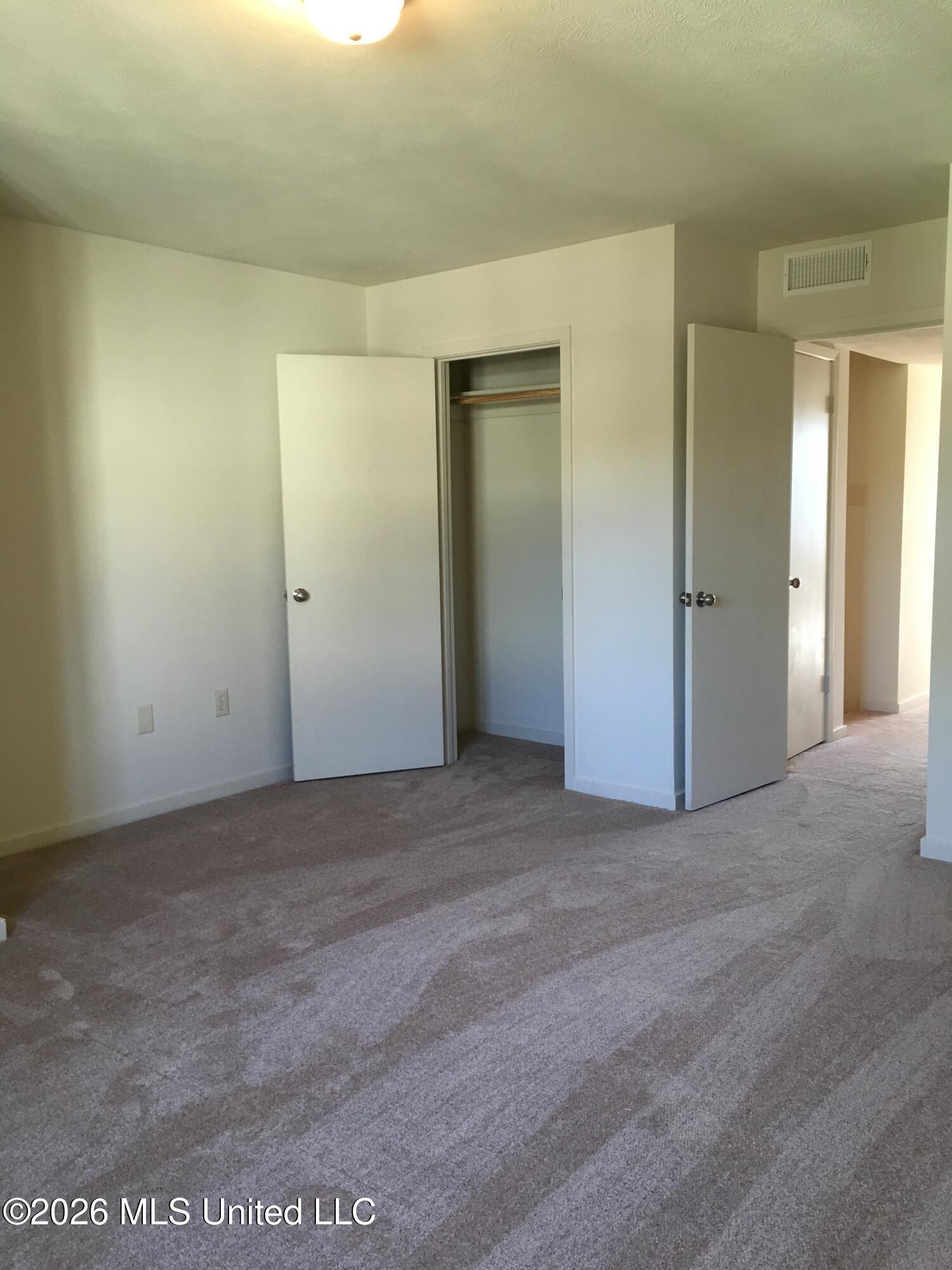 1050 Monroe Street, Unit ABCD Jackson, MS 39202 - Photo 19 of 26 2015-12-18 11.04.56