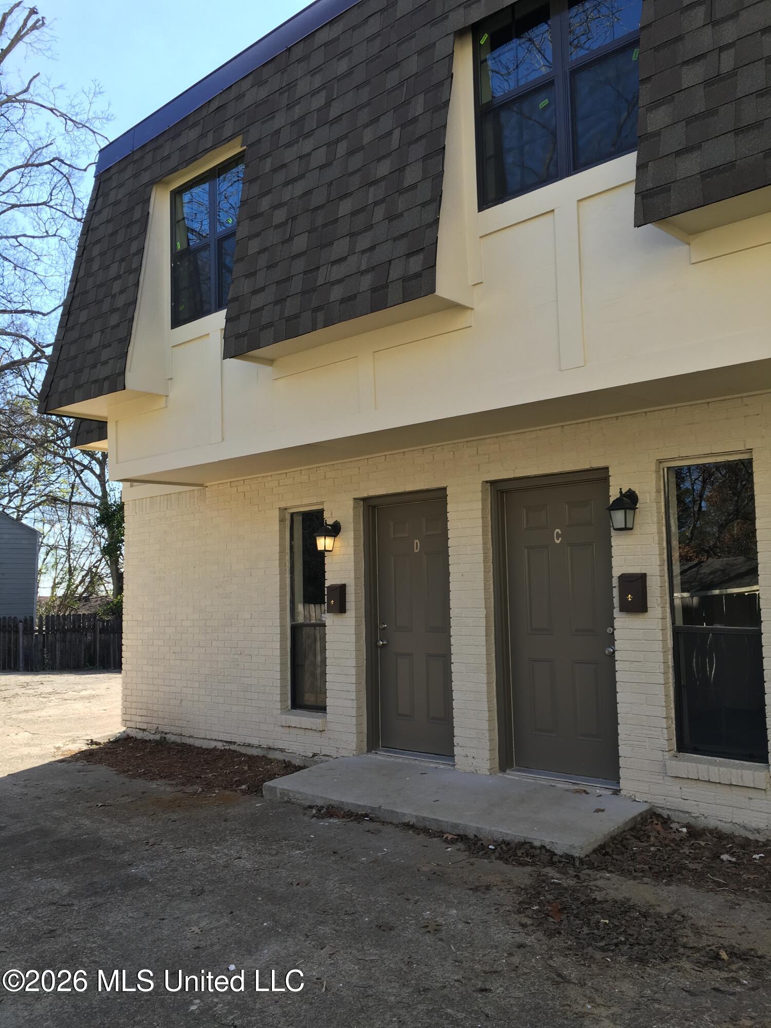 1050 Monroe Street, Unit ABCD Jackson, MS 39202 - Photo 3 of 26 2015-12-18 11.00.38