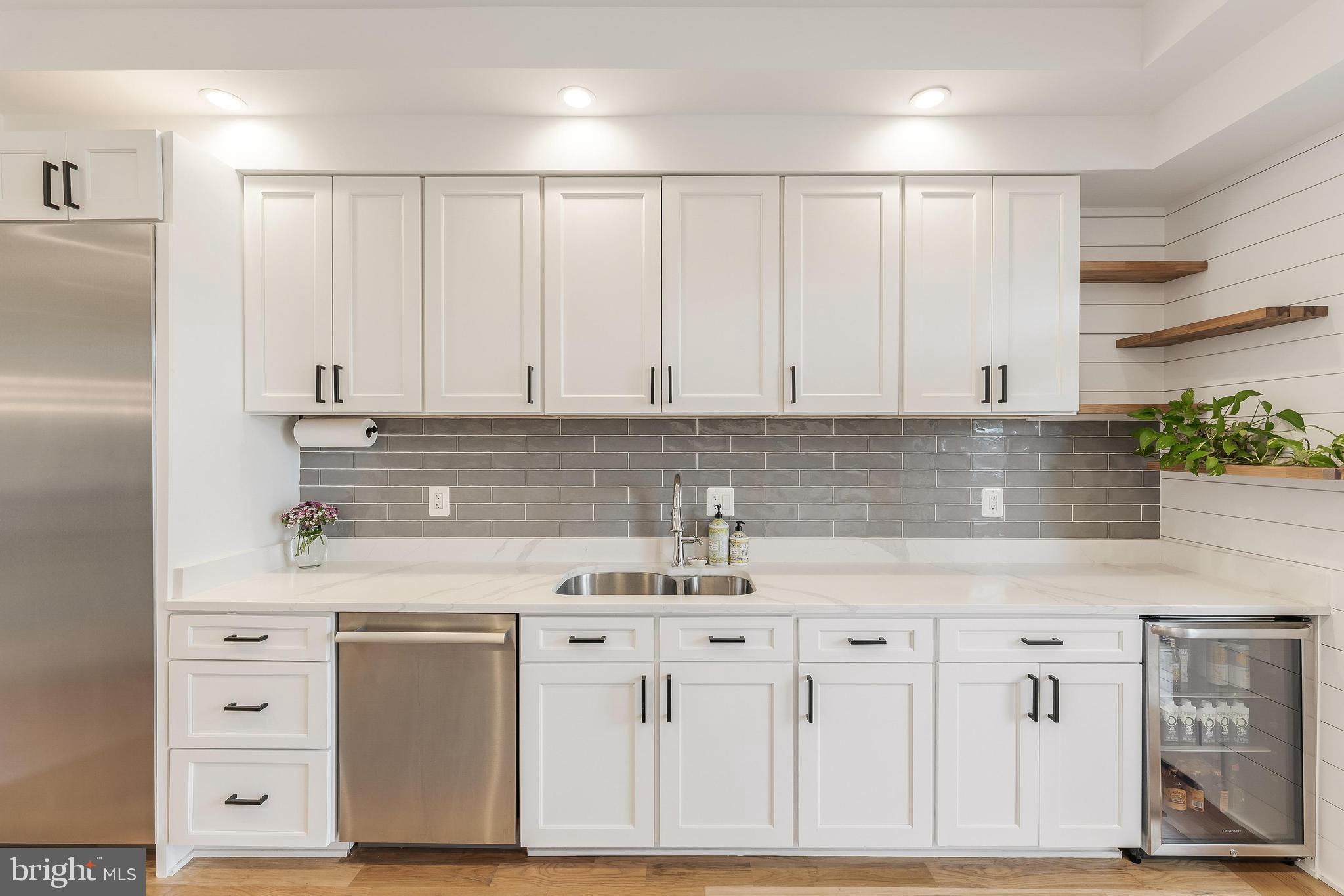 648 F Street Northeast Washington, DC 20002 - Photo 9 of 45 LARGE CHEF'S KITCHEN WITH CUSTOM CABINETRY