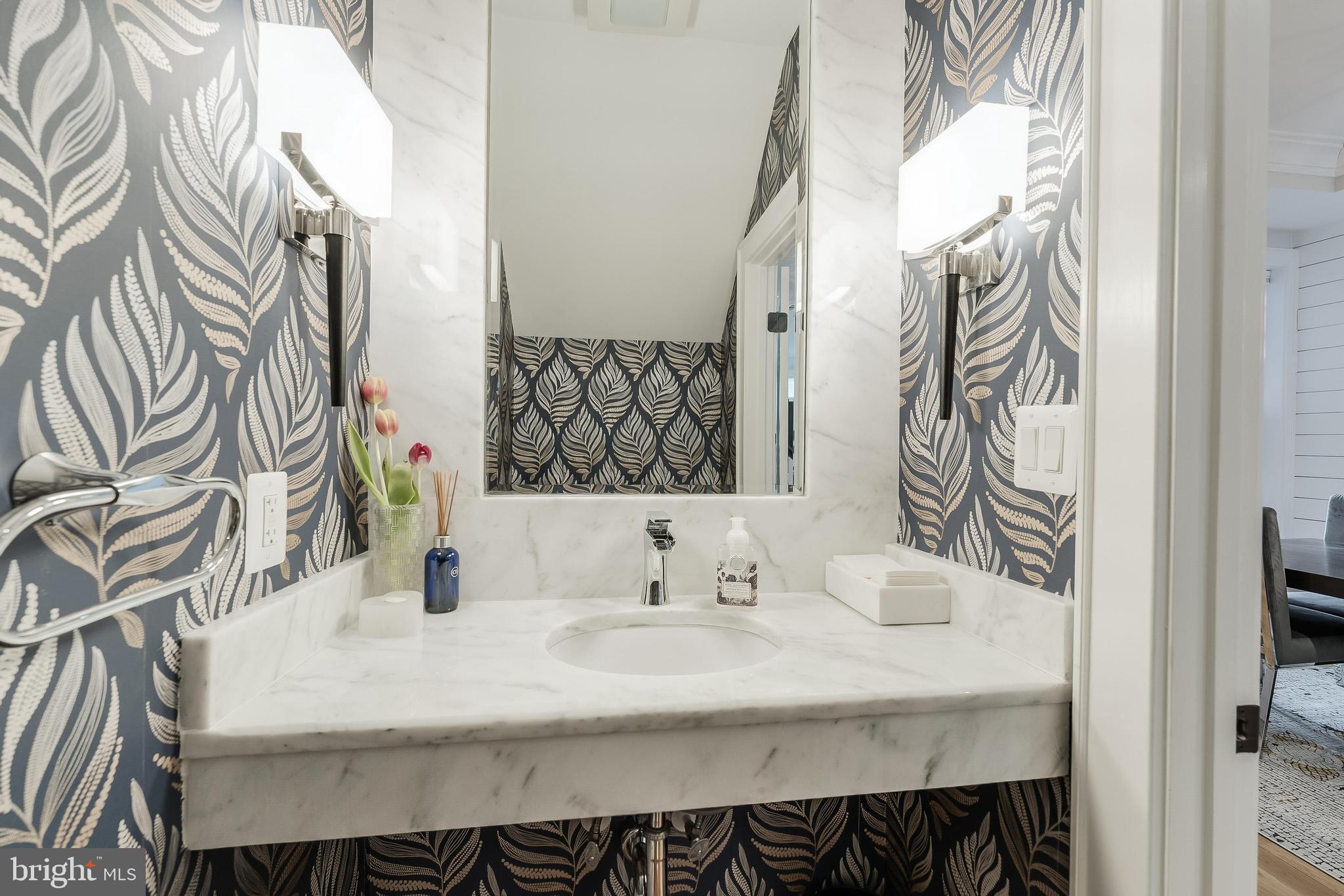 648 F Street Northeast Washington, DC 20002 - Photo 15 of 45 MAIN LEVEL POWDER ROOM