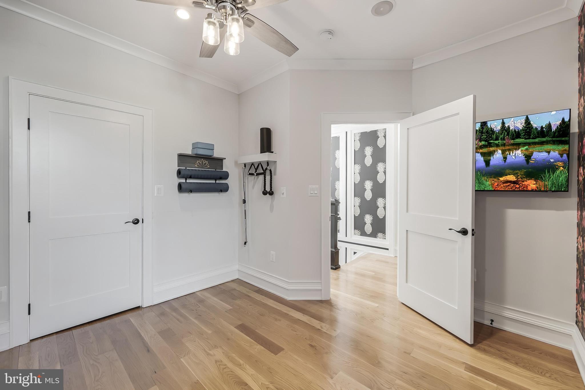 648 F Street Northeast Washington, DC 20002 - Photo 24 of 45 wooden floor in an empty room