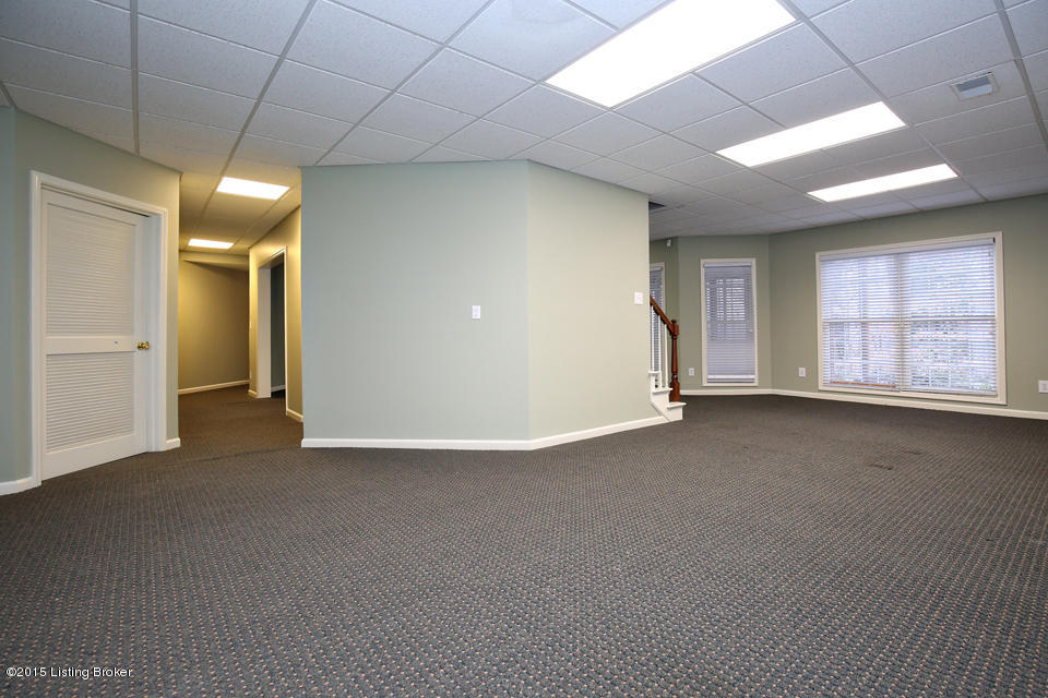 7801 Riva Ridge Road Louisville, KY 40214 - Photo 30 of 46 LREP3980