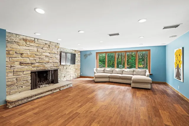 $674,900 | 8201 Fairmont Lane, Greendale, WI 53129