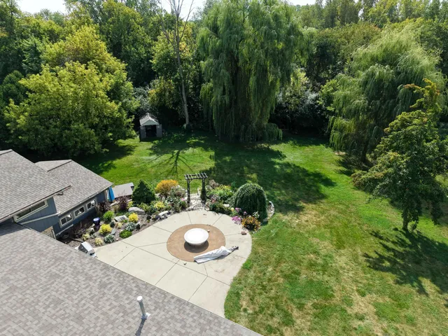 $674,900 | 8201 Fairmont Lane, Greendale, WI 53129