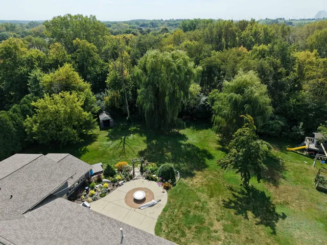 $674,900 | 8201 Fairmont Lane, Greendale, WI 53129