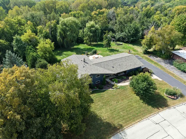 $674,900 | 8201 Fairmont Lane, Greendale, WI 53129