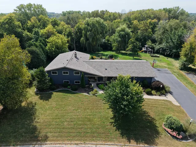 $674,900 | 8201 Fairmont Lane, Greendale, WI 53129