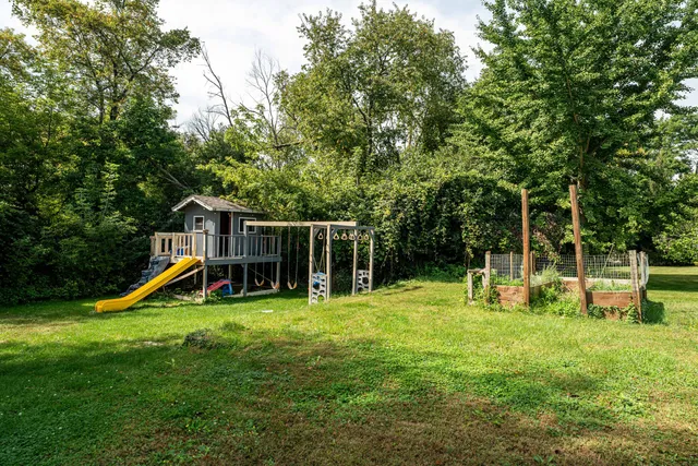 $674,900 | 8201 Fairmont Lane, Greendale, WI 53129