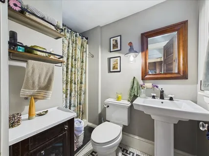 $899,900 | 802 State Road, Plymouth, MA 02360