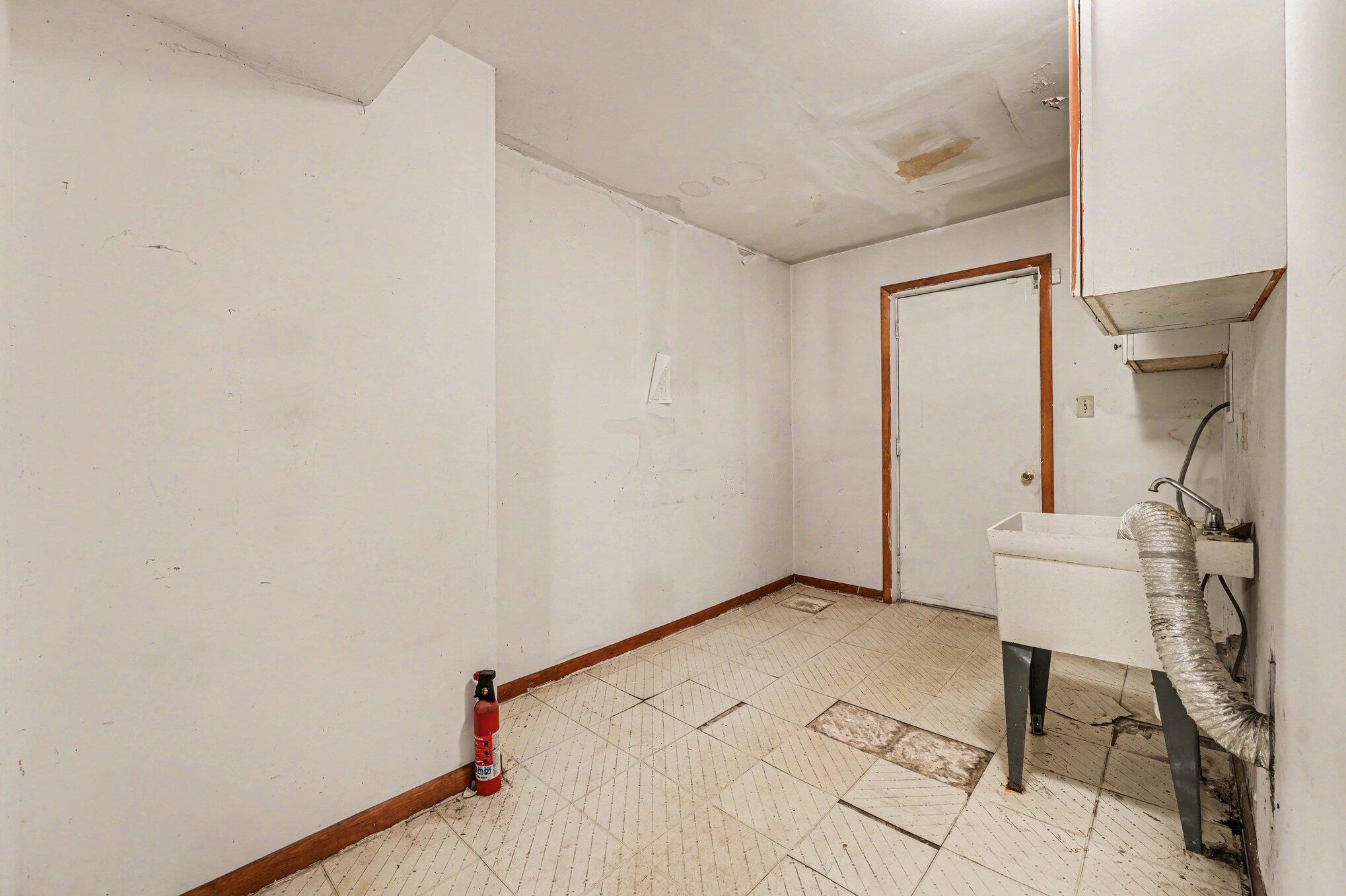 2423 Marshall Place Gary, IN 46404 - Photo 17 of 26 a view of an empty room