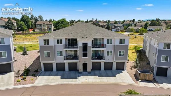 $289,999 | 3835 Presidio Point, Unit 201, Colorado Springs, CO 80920
