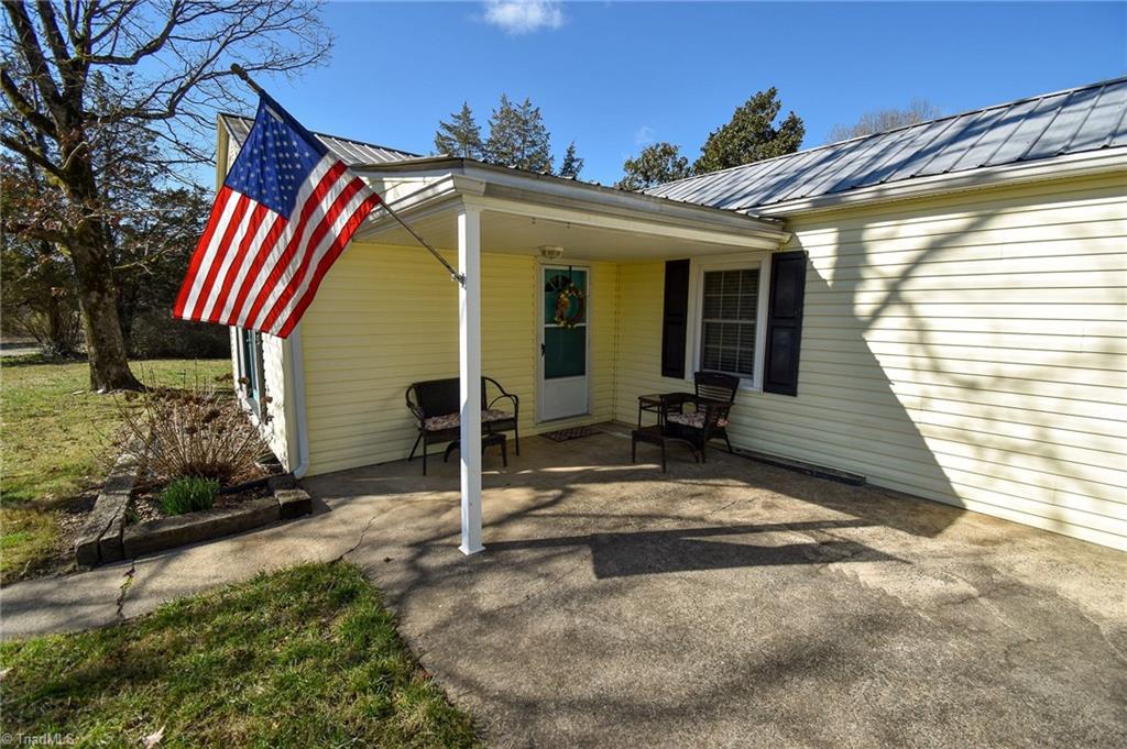 6628 Brantley Gordon Road Denton, NC 27239 - Photo 2 of 18 Gallery Image 2
