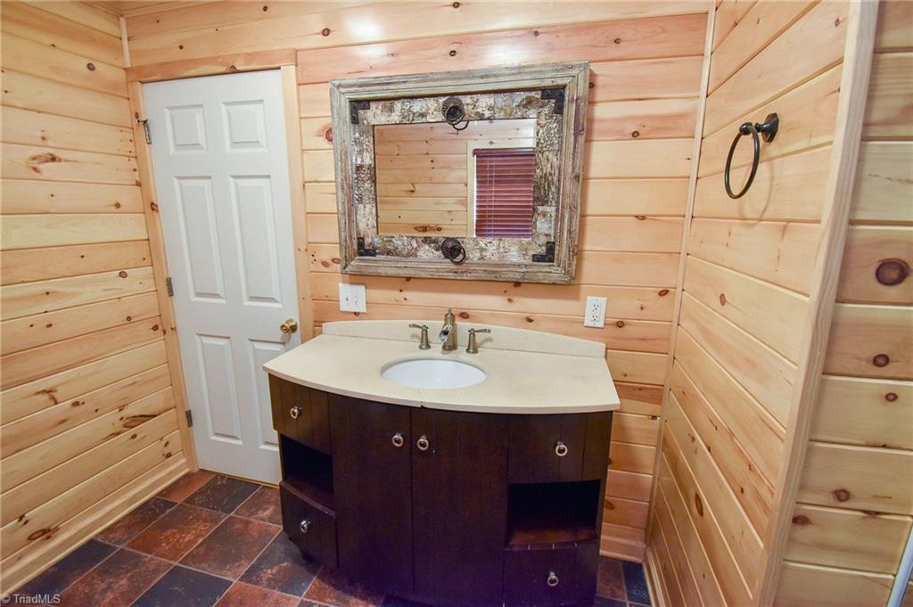 6628 Brantley Gordon Road Denton, NC 27239 - Photo 9 of 18 Gallery Image 9