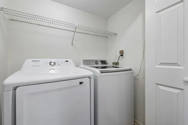 $2,600 | 219 Fairmont Court, Nashville, TN 37203