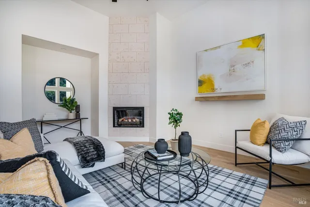 $1,900,000 | 3511 Hanover Place, Santa Rosa, CA 95404