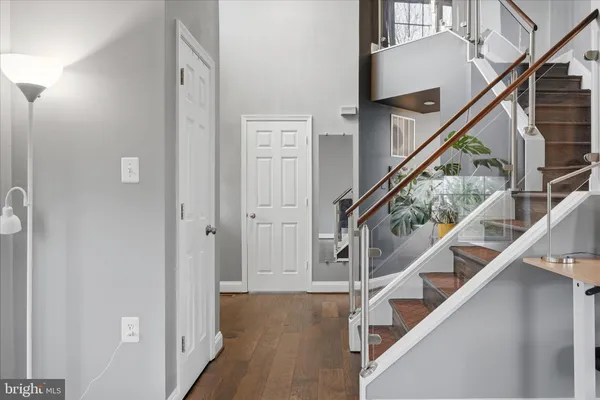 $979,900 | 1709 Fairleigh Court Northeast, Leesburg, VA 20176