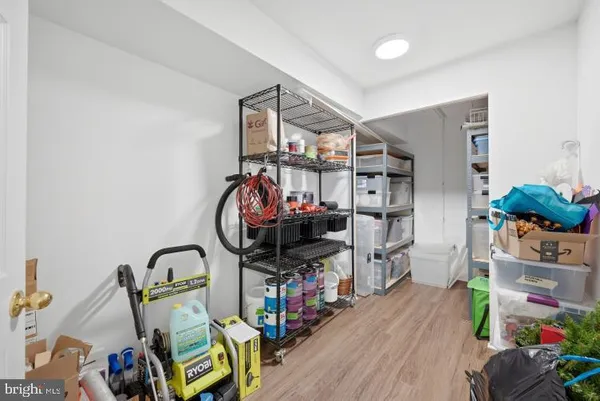 $979,900 | 1709 Fairleigh Court Northeast, Leesburg, VA 20176