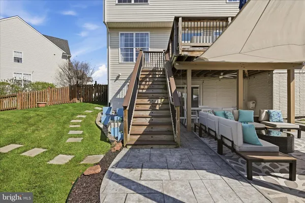 $979,900 | 1709 Fairleigh Court Northeast, Leesburg, VA 20176