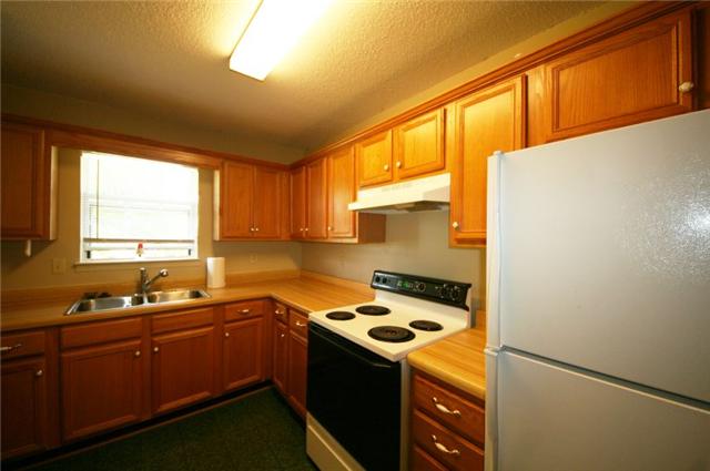 3458 Leanna Road Murfreesboro, TN 37129 - Photo 6 of 20 WHAT A GREAT KITCHEN IN THIS SUITE WITH STOVE, DISPOSAL, AND REFRIGERATOR PLUS AREA FOR WASHER & DRYER! 3458 LEANNA ROAD, MURFREESBORO, TN 37129