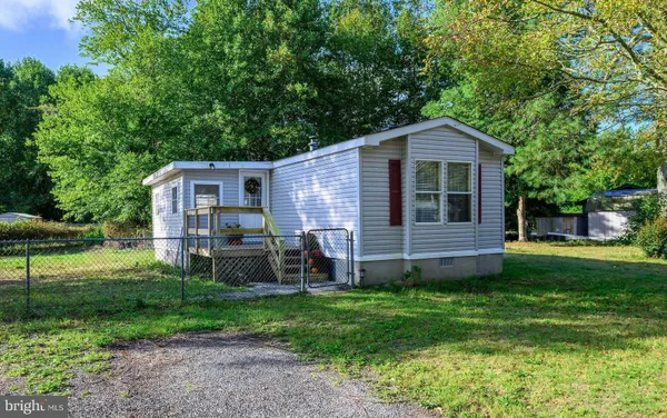 $245,000 | 37088 East White Tail Drive, Frankford, DE 19945