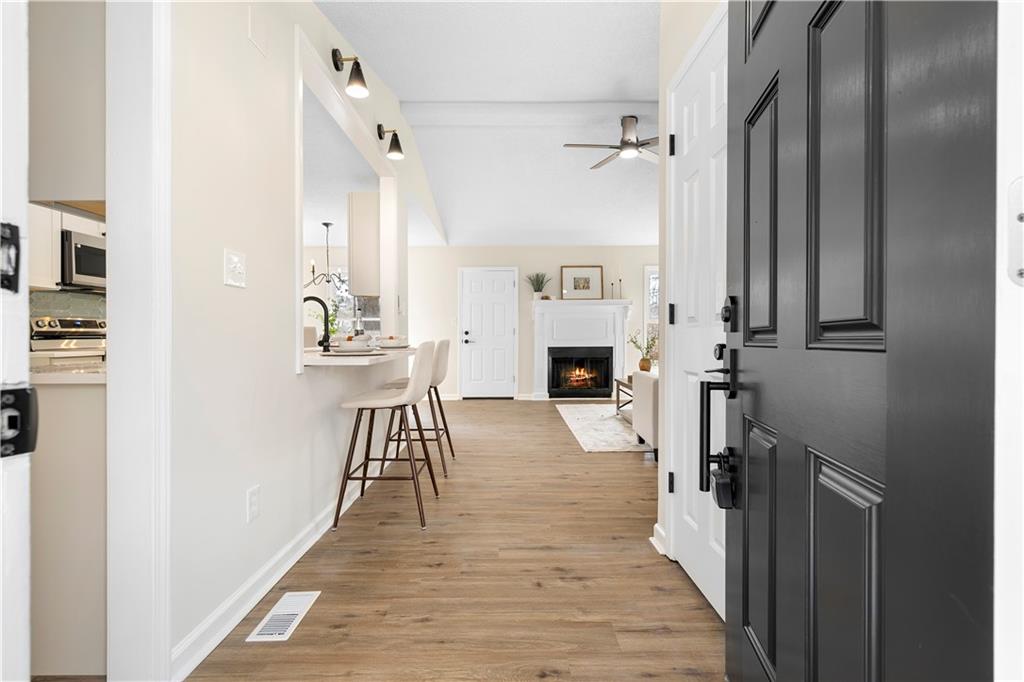 323 Lumpkin Street Winder, GA 30680 - Photo 3 of 30