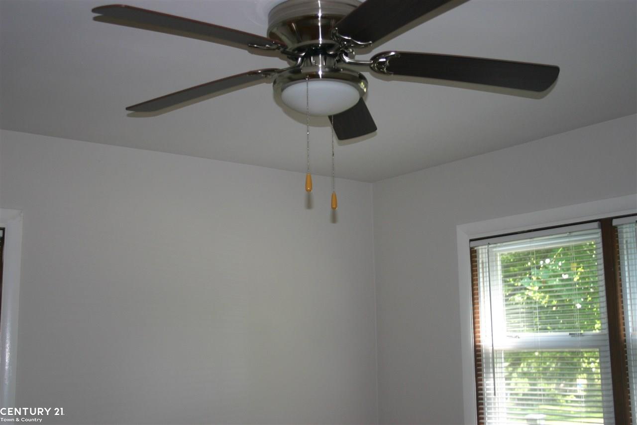 2510 Hickory Lawn Road Rochester Hills, MI 48307 - Photo 5 of 22
