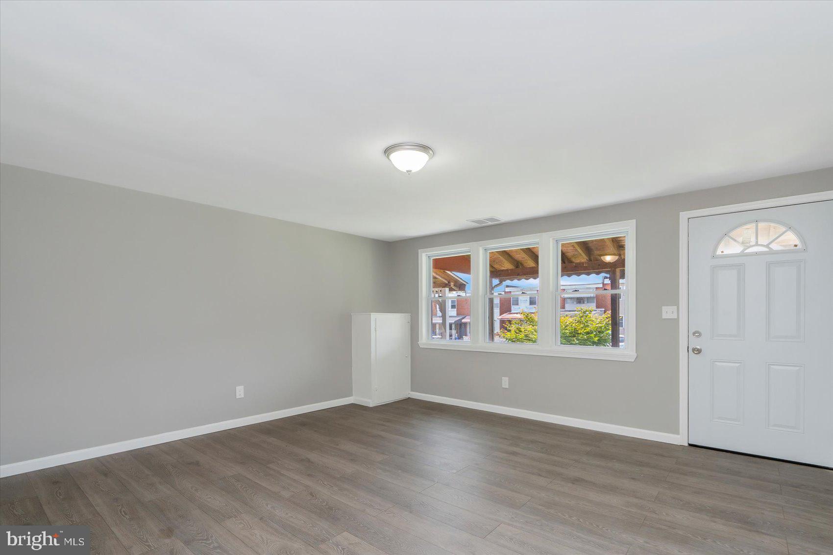 2722 Yarnall Road Halethorpe, MD 21227 - Photo 5 of 25