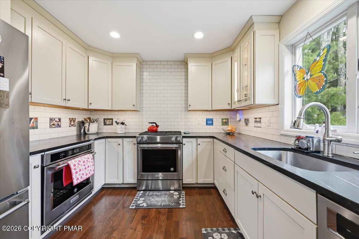 111 Spinnler Point Road Tafton, PA 18464 - Photo 49 of 148 050-049_DSC_3988