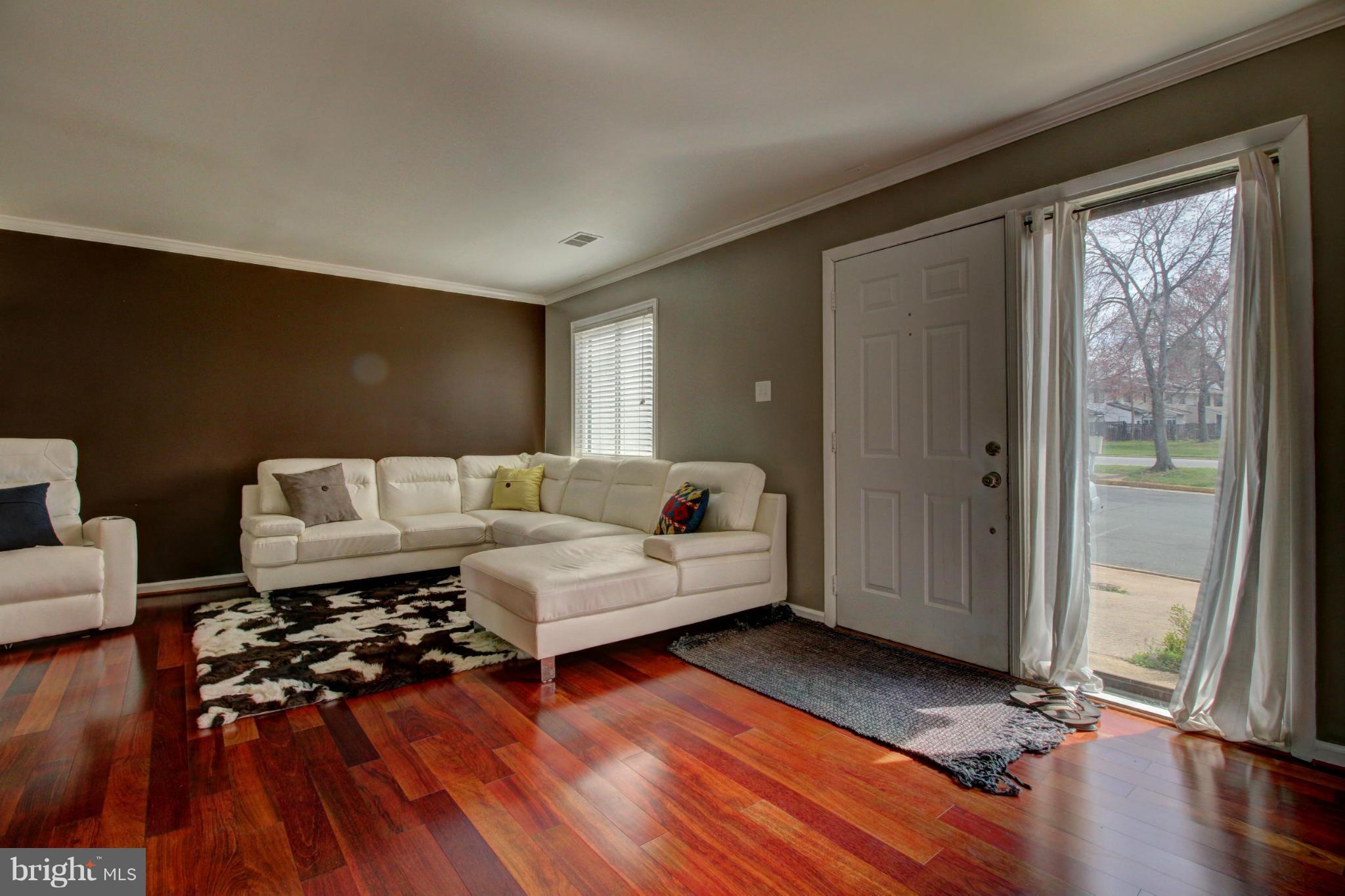 175 North Cottage Road Sterling, VA 20164 - Photo 3 of 30 Family Room