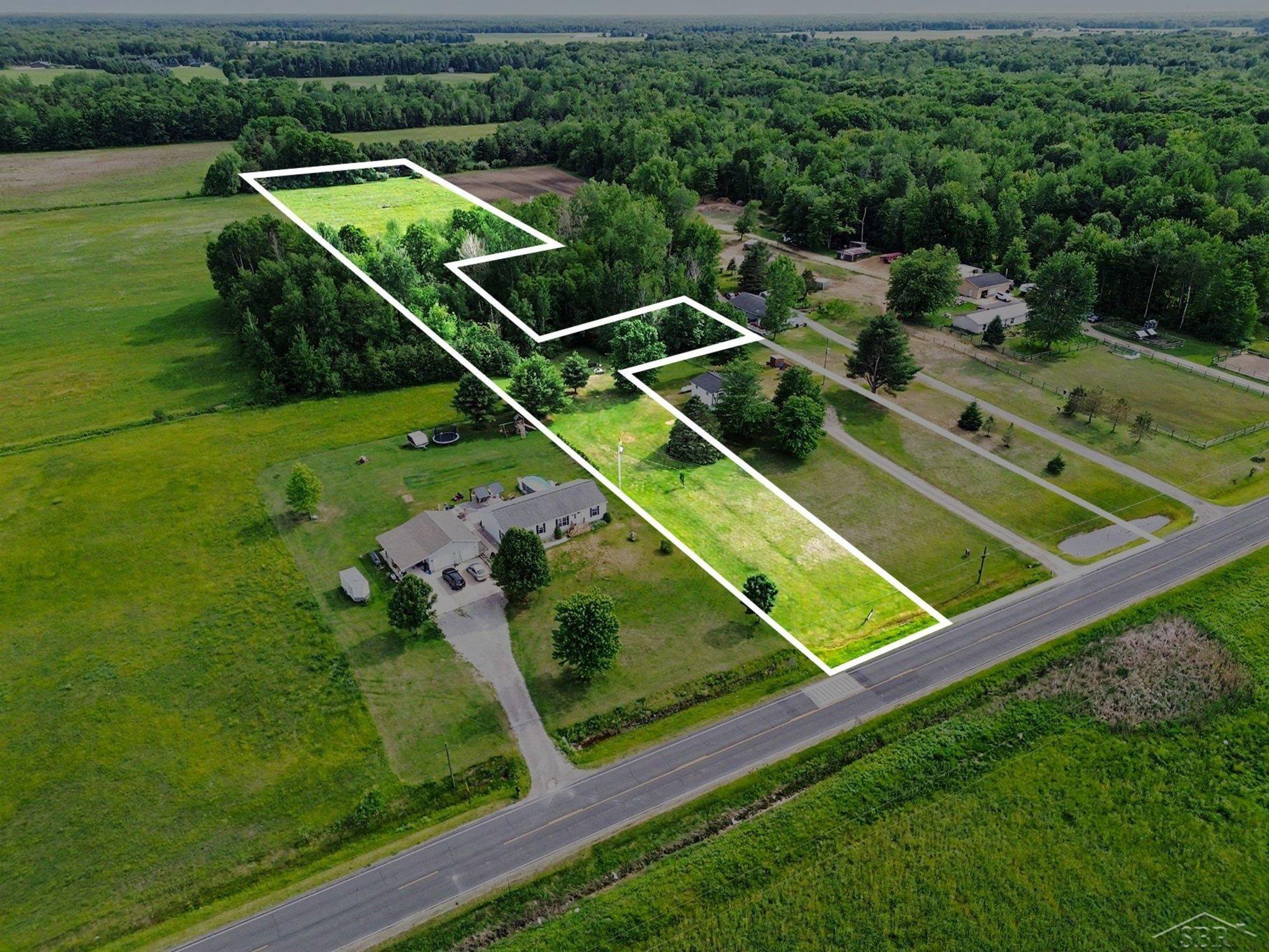 2424 East Shaffer Road Midland, MI 48642 - Photo 32 of 37