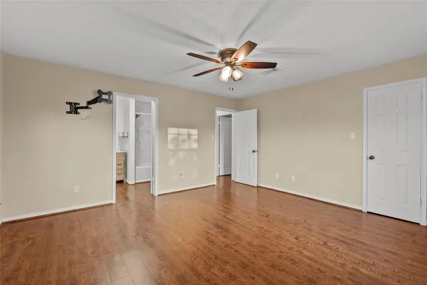 $399,000 | 14621 Cedar Street, Santa Fe, TX 77517