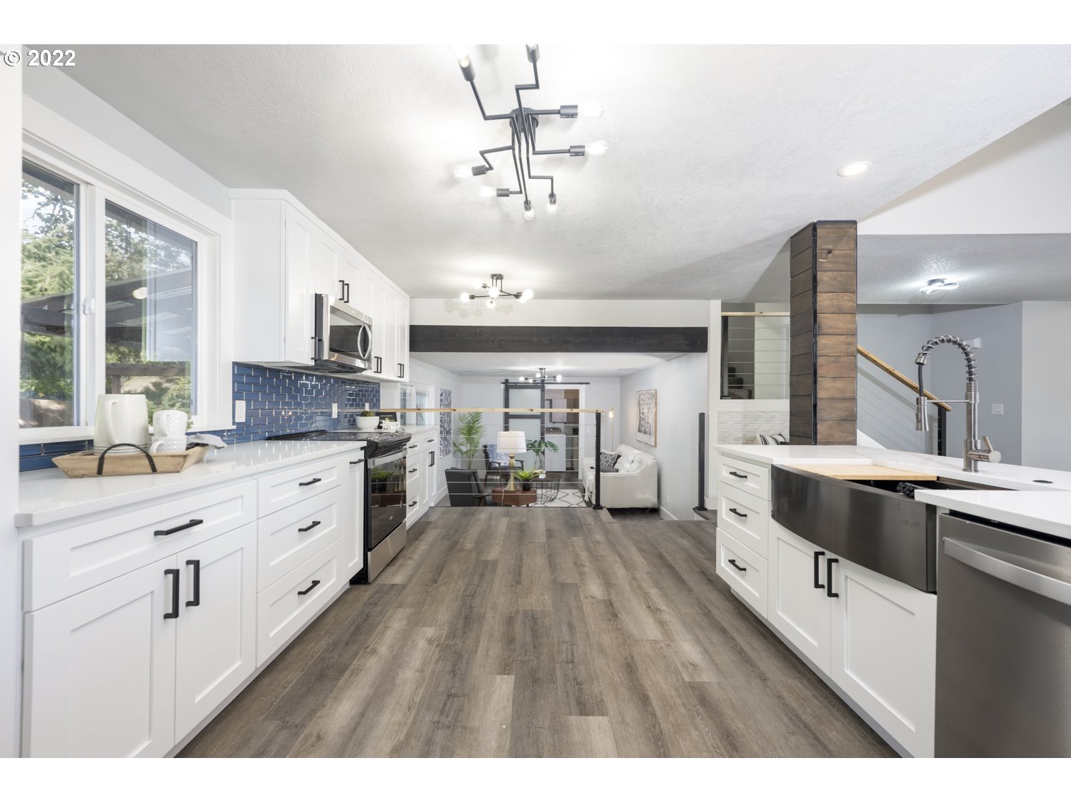 8983 Southwest Arapaho Road Tualatin, OR 97062 - Photo 11 of 31 Gallery Image 11