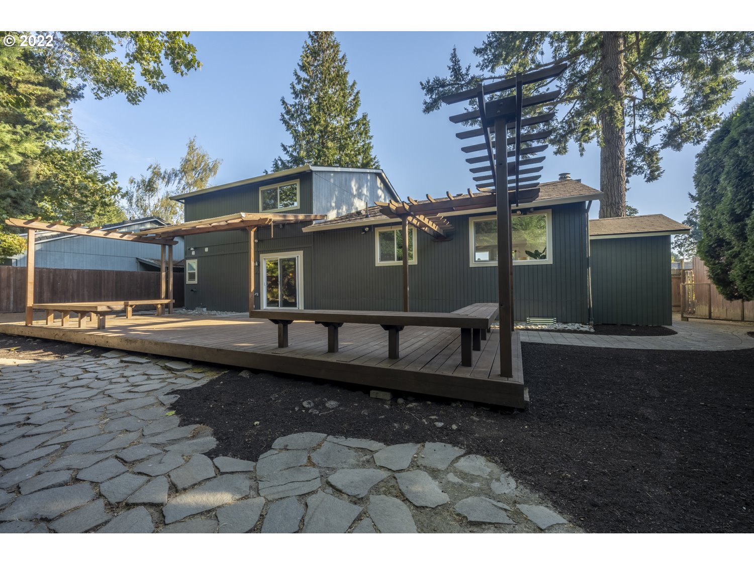 8983 Southwest Arapaho Road Tualatin, OR 97062 - Photo 28 of 31 Gallery Image 28