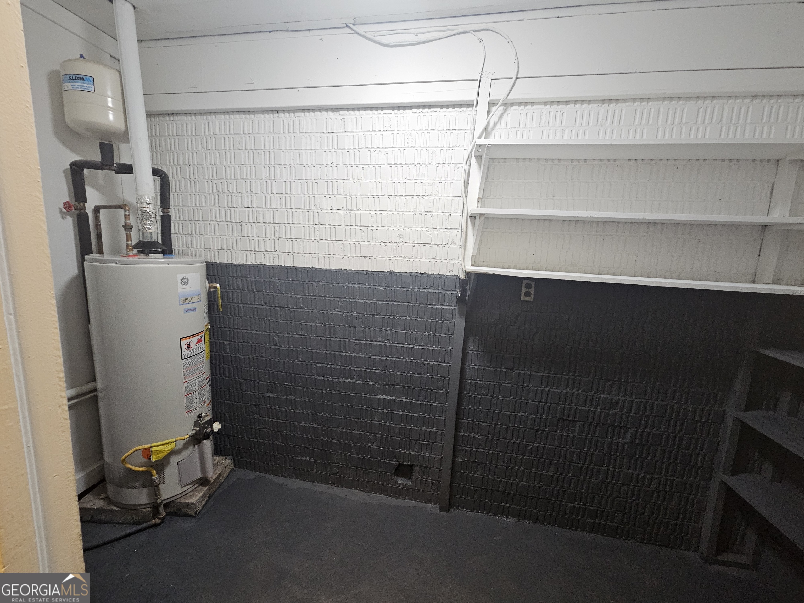 162 Orchard Circle Commerce, GA 30529 - Photo 13 of 53