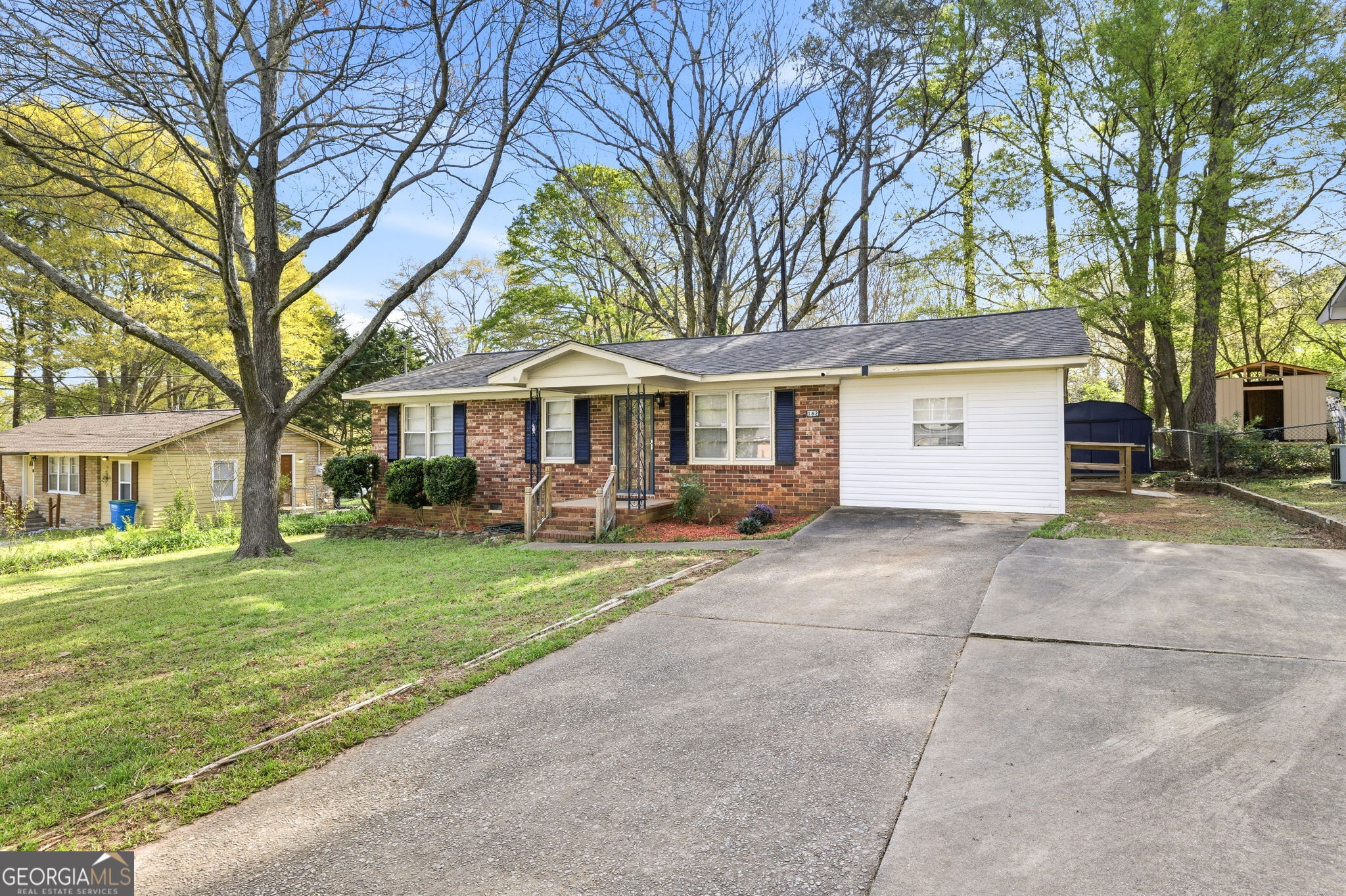 162 Orchard Circle Commerce, GA 30529 - Photo 6 of 53