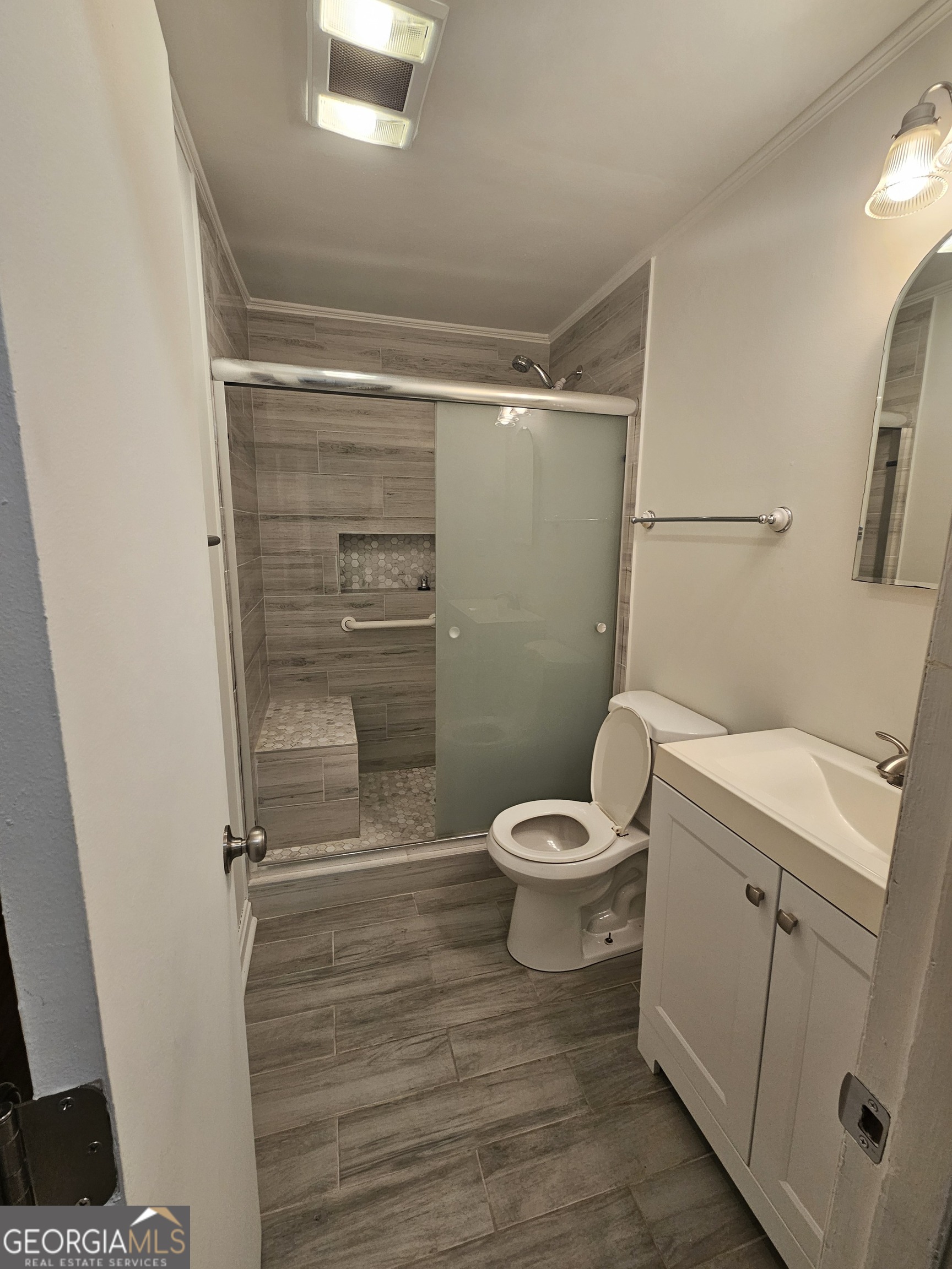 162 Orchard Circle Commerce, GA 30529 - Photo 7 of 53