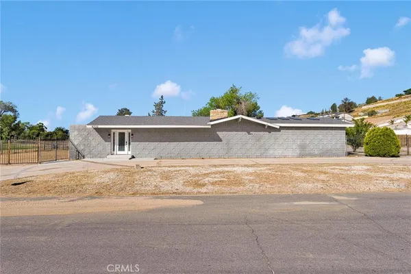 $499,000 | 8732 Pico Avenue, Hesperia, CA 92345