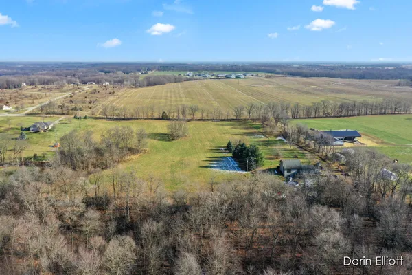 $75,000 | 3 Kingston Road, Ionia, MI 48846