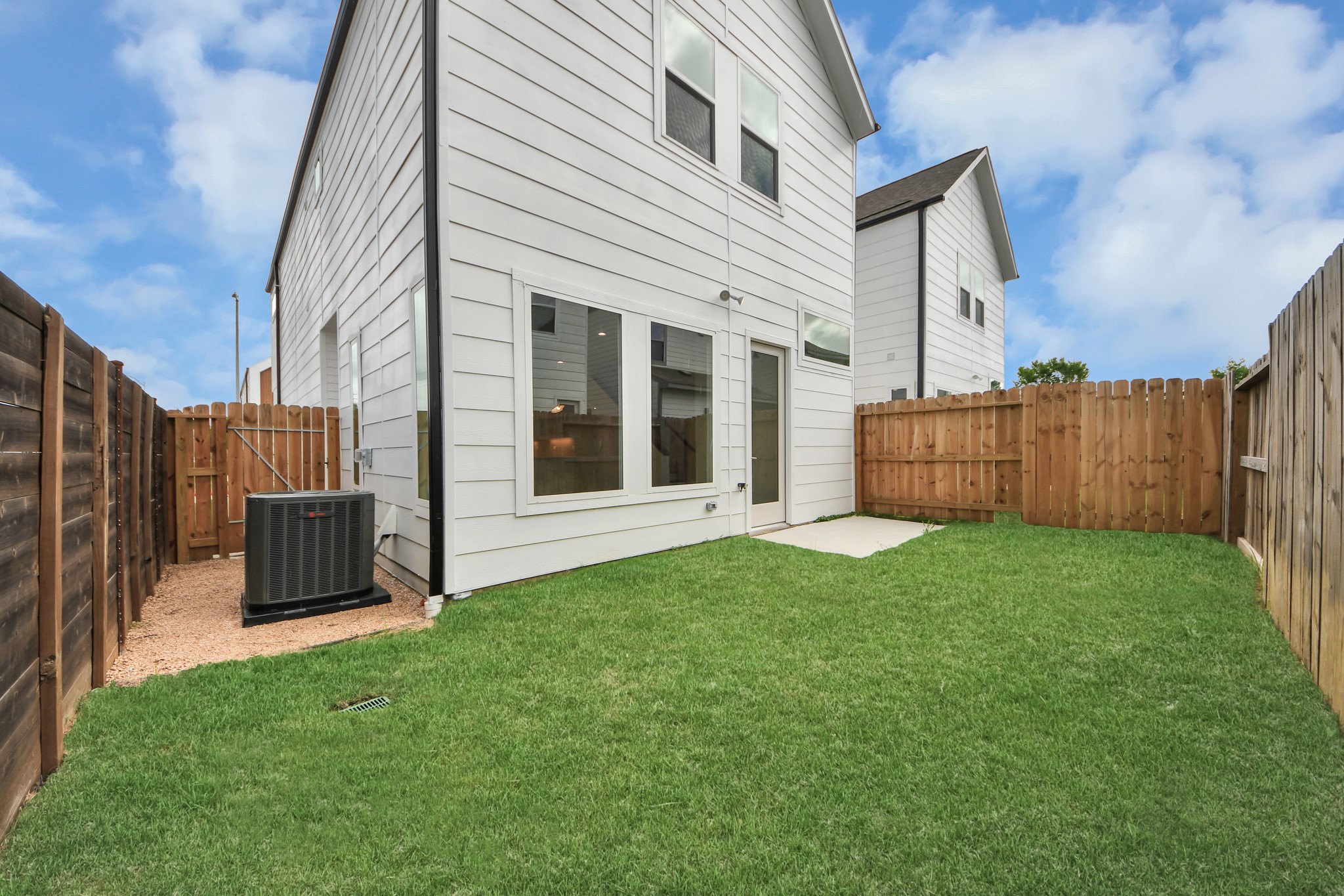 4011 Boho Lane Houston, TX 77045 - Photo 21 of 21 backyard