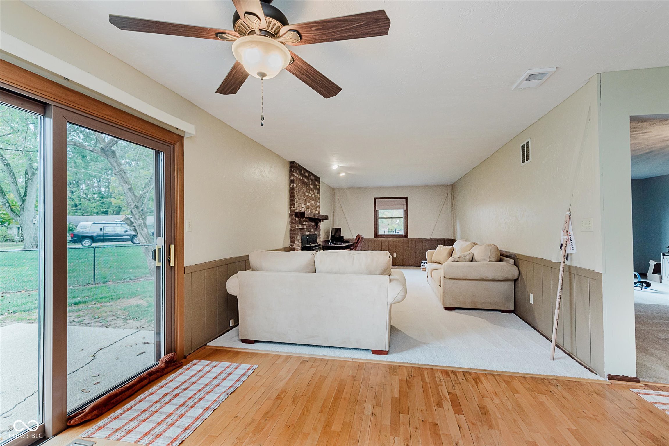 2404 Postmaster Lane Greenfield, IN 46140 - Photo 11 of 29