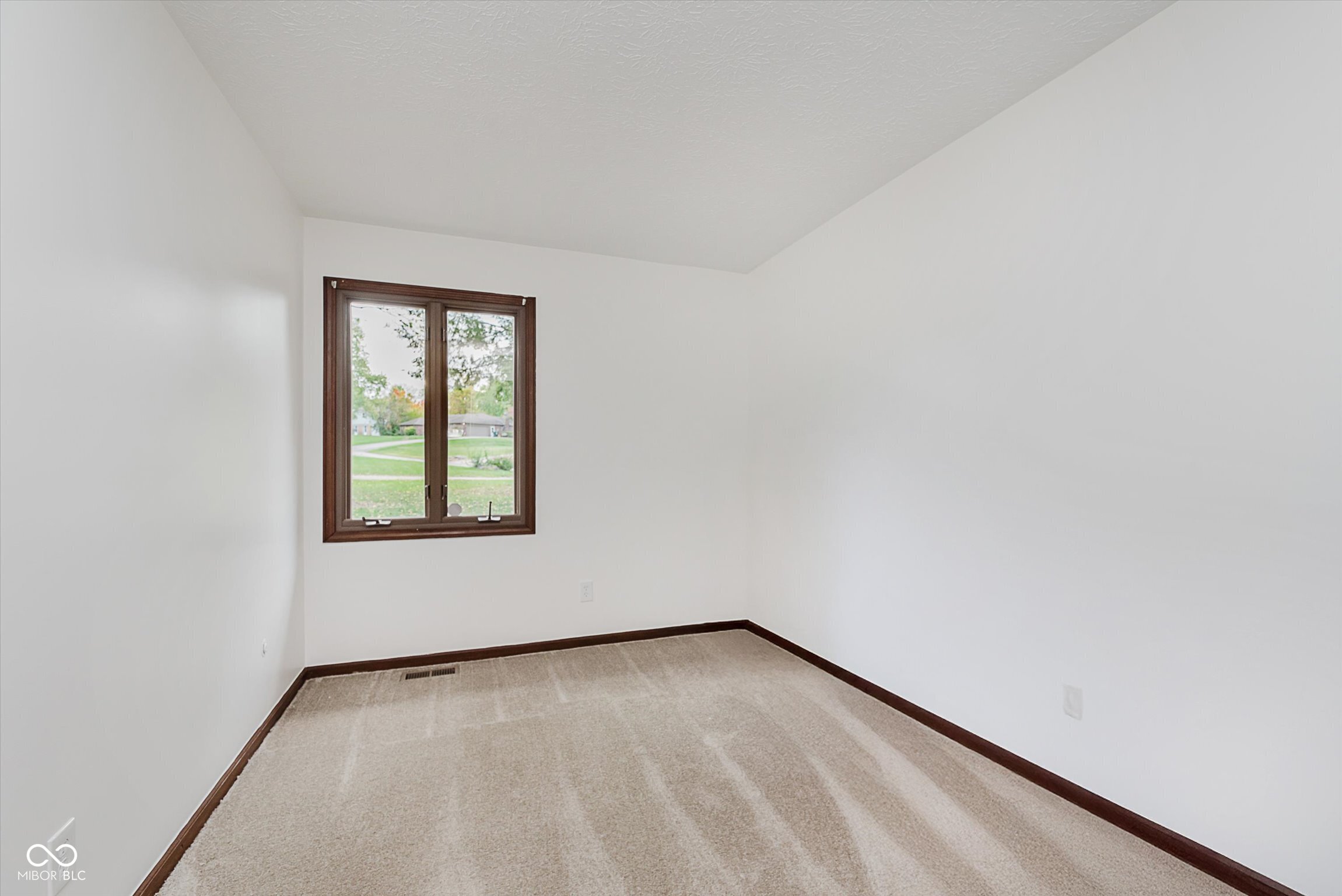 2404 Postmaster Lane Greenfield, IN 46140 - Photo 22 of 29