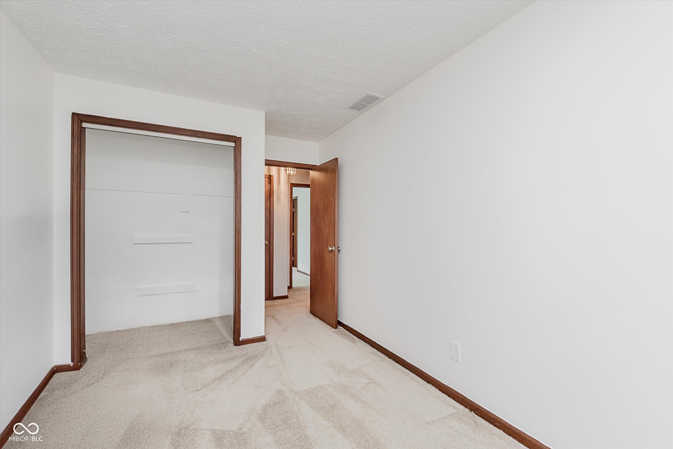 2404 Postmaster Lane Greenfield, IN 46140 - Photo 23 of 29